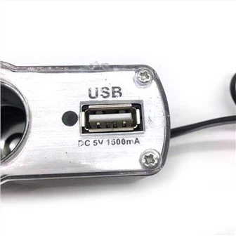 Зарядно за кола със светлинен индикатор